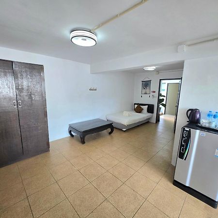 Patong Happy 99 Guest House מראה חיצוני תמונה