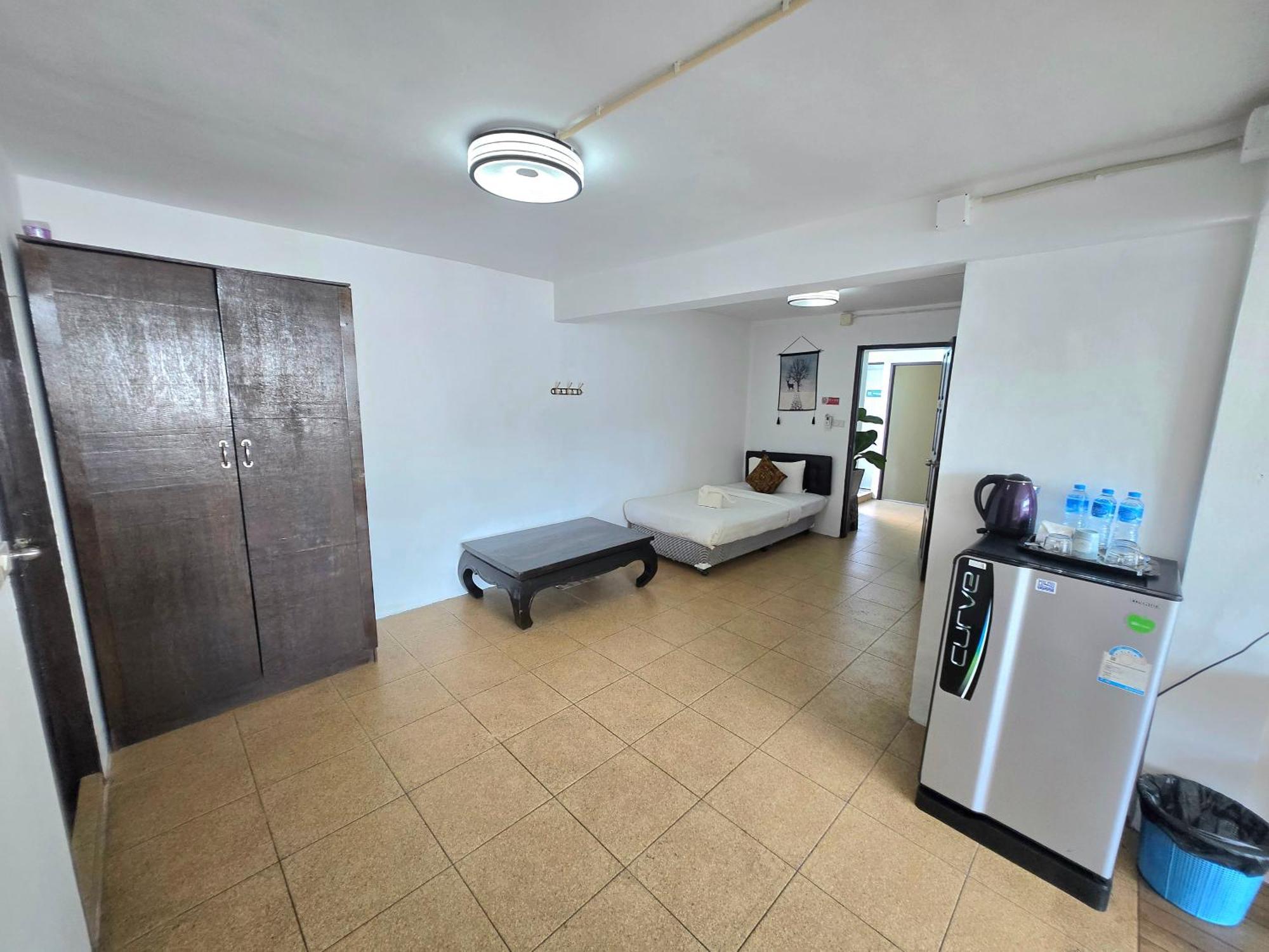 Patong Happy 99 Guest House מראה חיצוני תמונה