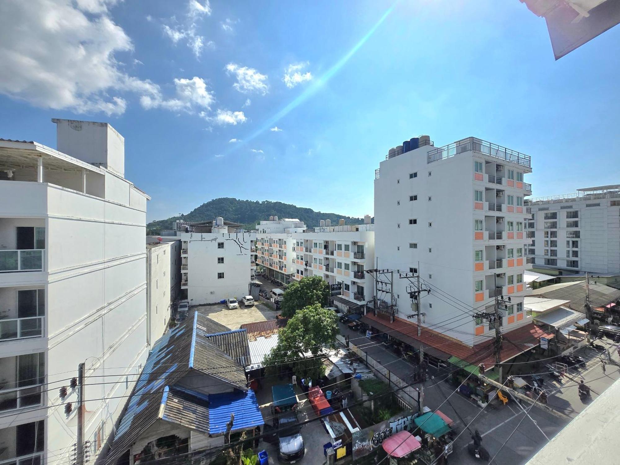 Patong Happy 99 Guest House מראה חיצוני תמונה