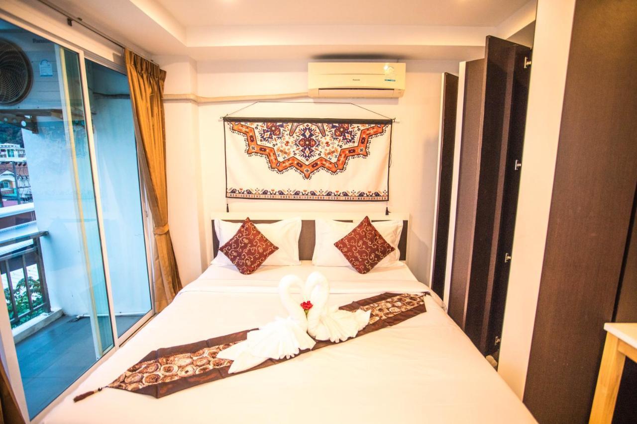 Patong Happy 99 Guest House מראה חיצוני תמונה